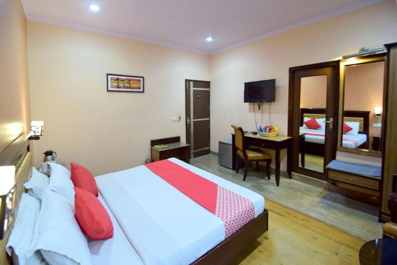Goroomgo Marc Shimla Near Mall Road - Luxury Room - Excellent Service - Ample Parking - Best Hotel In Шимла Екстериор снимка